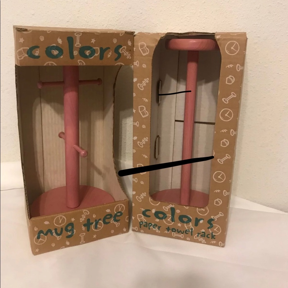 Colors by vermilion mug tree & paper towel holder